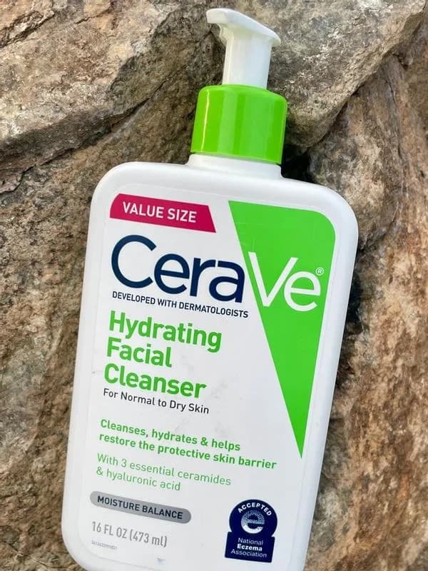 CeraVe Hydrating Facial Cleanser For Normal to Dry Skin - 473ml