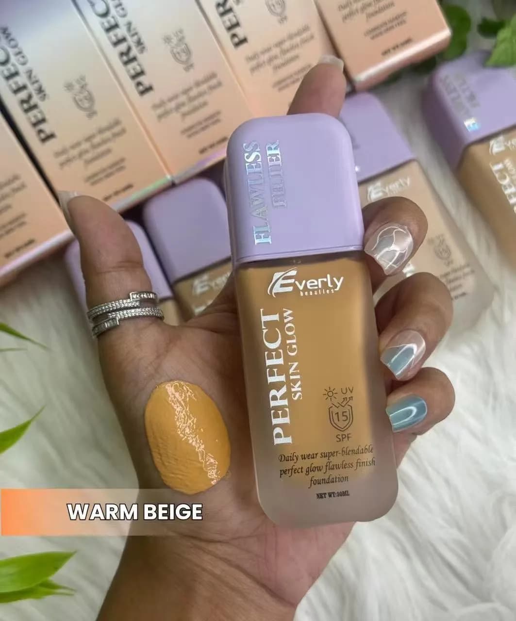Everly Beauties Perfect Skin Glow Foundation SPF 15 (Warm Nude)