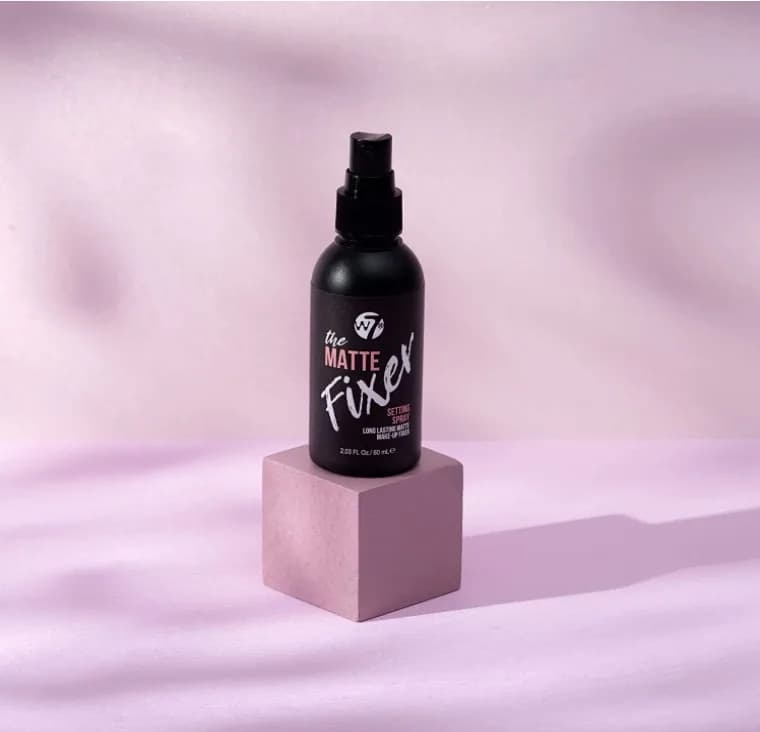 W7 The Dewy Fixer Setting Spray 60ml