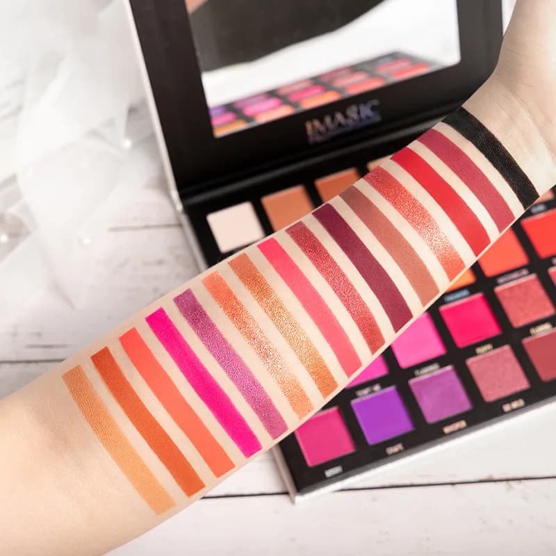 Imagic 30 Color Eyeshadow Palette